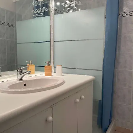Apartment Maison 2 Avec Garage, Proche Des Elmes - Fr-1-225c-88 *